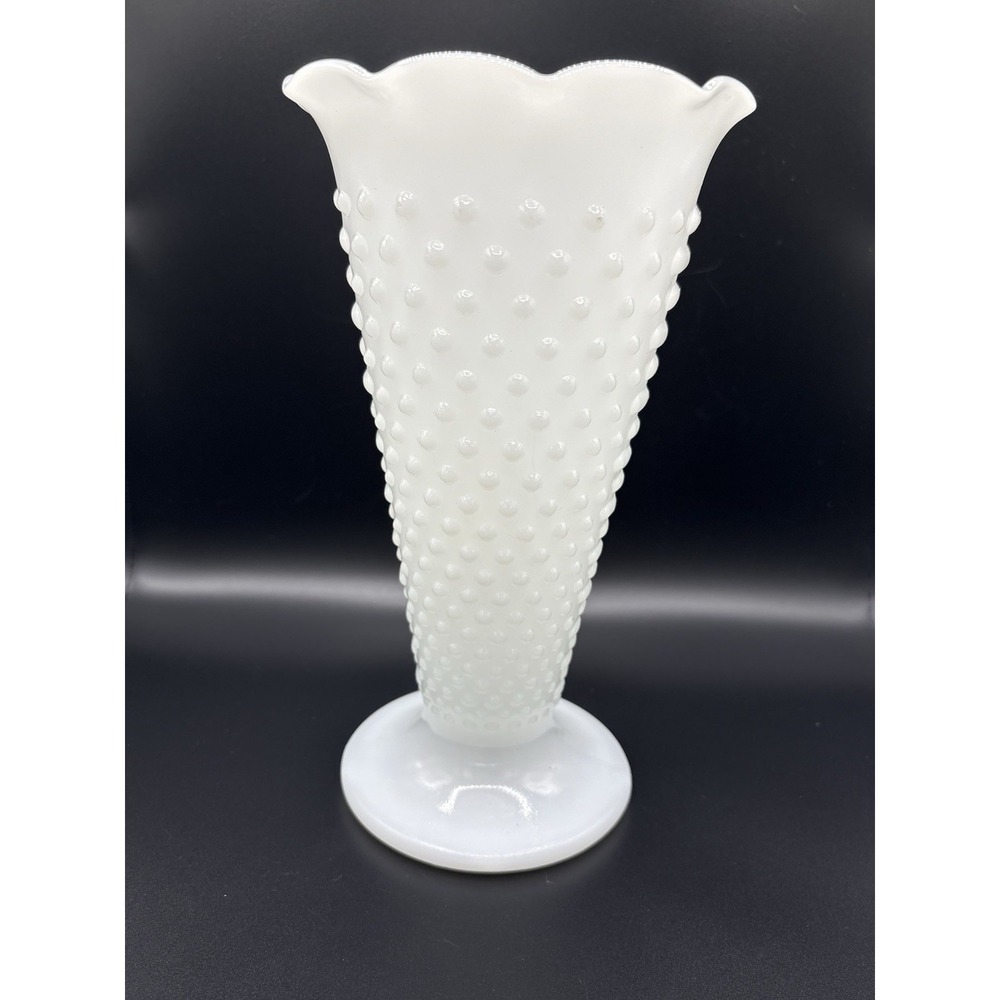 Vintage Anchor Hocking Hobnail Milk Glass Dots-Dashes Flower Vase 9.5 in